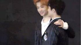 李马克前女友爆料视频在线观看,揭秘昔日恋情内幕  第2张